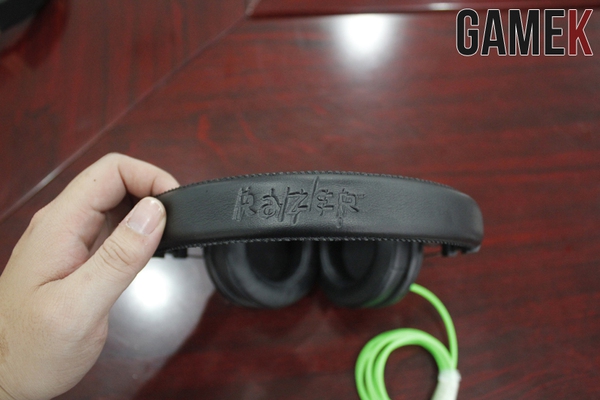Đập hộp bộ đôi tai nghe mới toanh của Razer 7