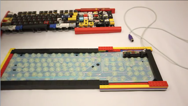 Ấn tượng bàn phím dành cho game thủ cuồng Lego 2