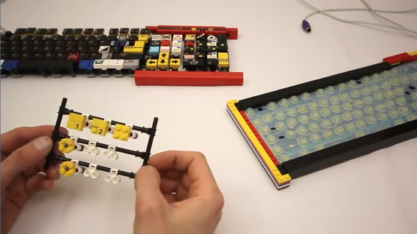 Ấn tượng bàn phím dành cho game thủ cuồng Lego 4