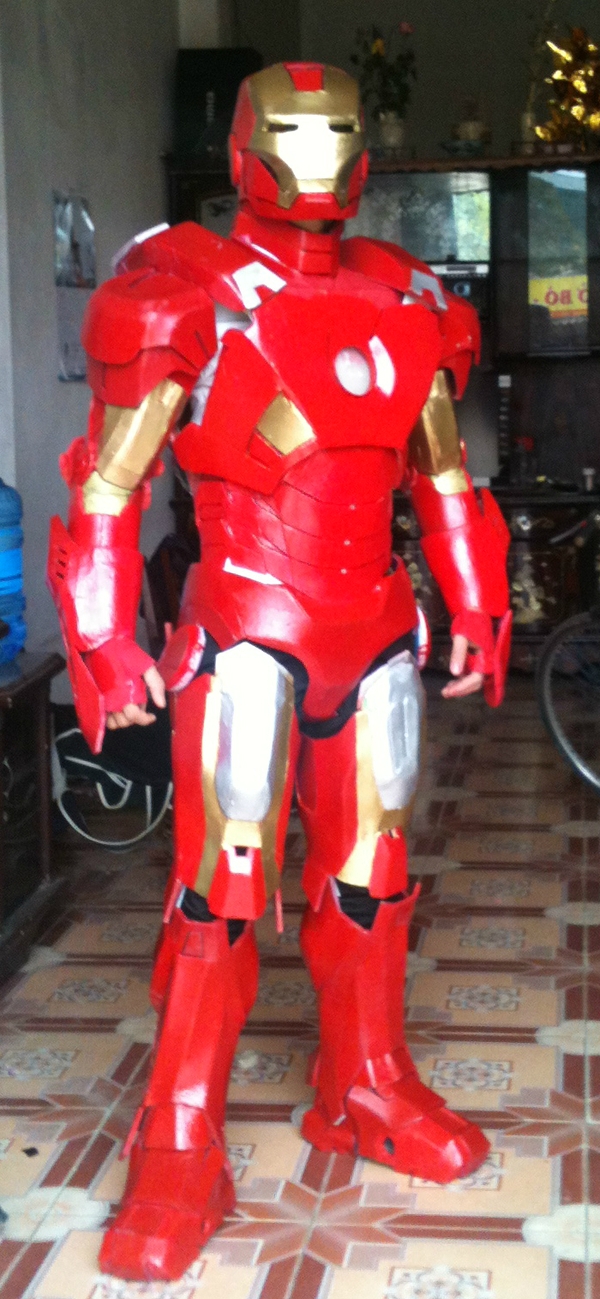 Choáng với bộ cosplay Iron Man tự làm của người Việt 6