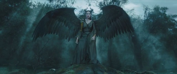 Phim cổ tích Maleficent nhưng "đánh nhau" như Lord of the Rings 10