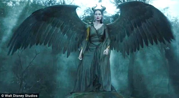 Bảng xếp hạng phim ăn khách - Maleficent lên ngôi 1
