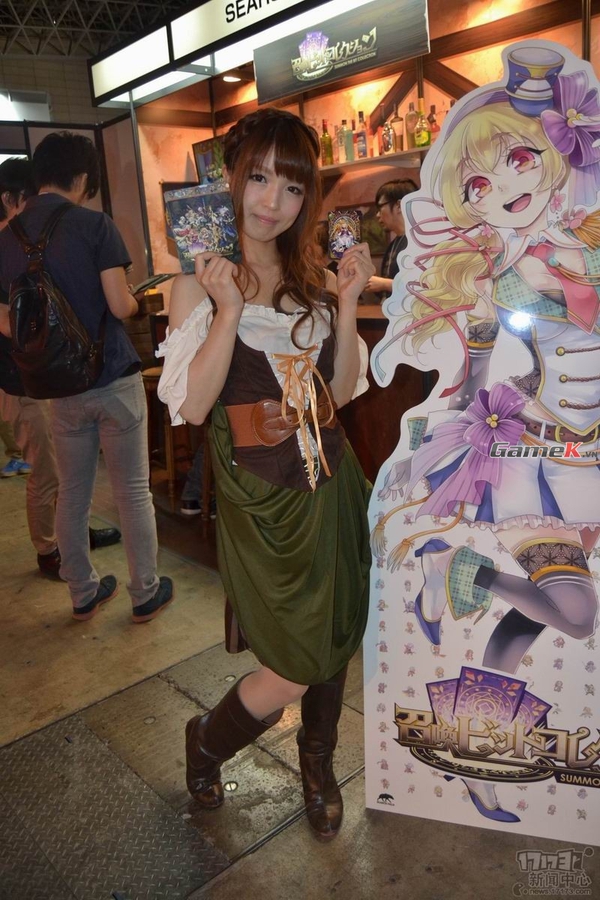 Muôn vẻ dễ thương của các showgirl tại Tokyo Game Show 2013 13