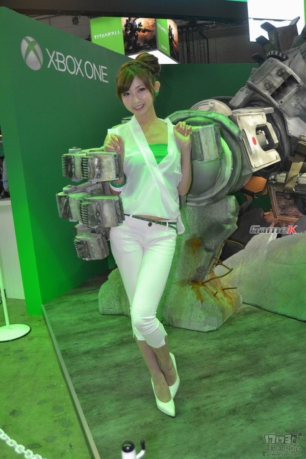 Muôn vẻ dễ thương của các showgirl tại Tokyo Game Show 2013 15