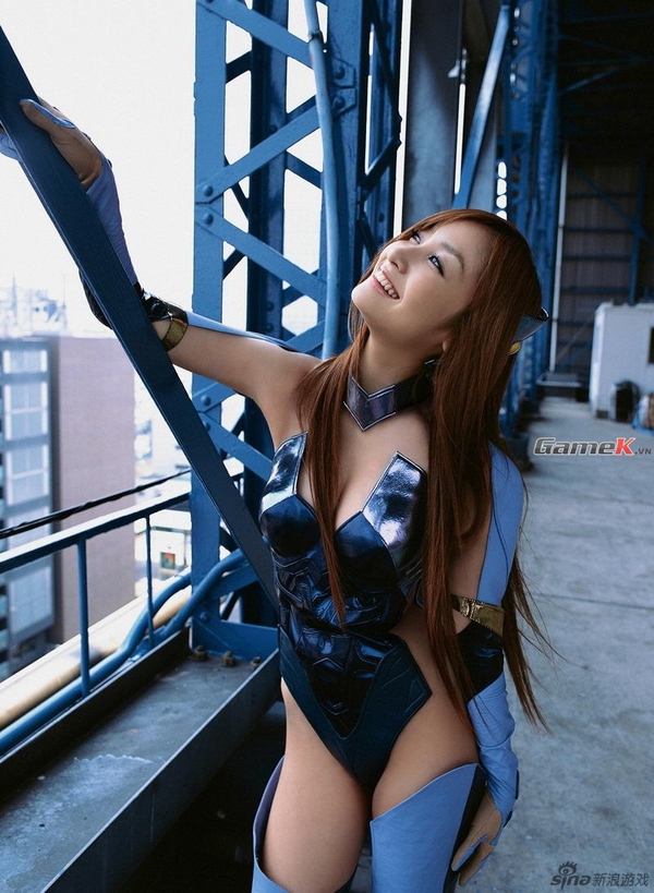Không thể rời mắt khỏi bộ cosplay quá mực sexy của Aya Kiguchi 46
