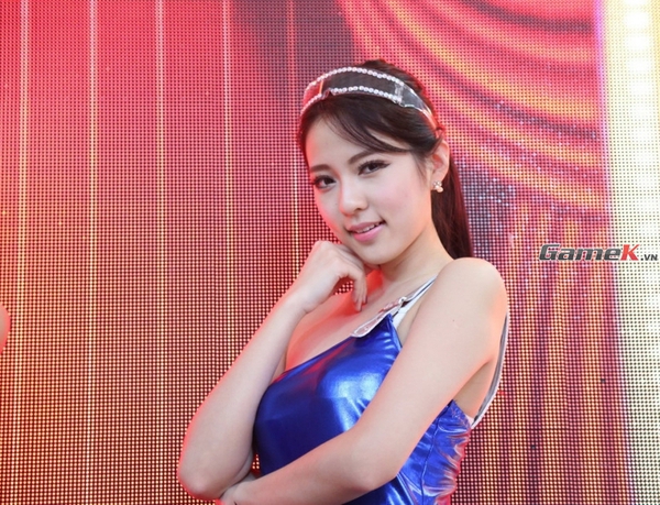 Nhìn lại những showgirl xinh đẹp tại ChinaJoy 2013 6