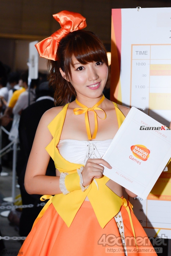 Nhìn lại những showgirl ăn ảnh nhất TGS 2013 20