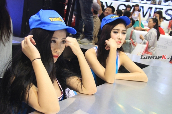 Nhìn lại những showgirl xinh đẹp tại ChinaJoy 2013 24