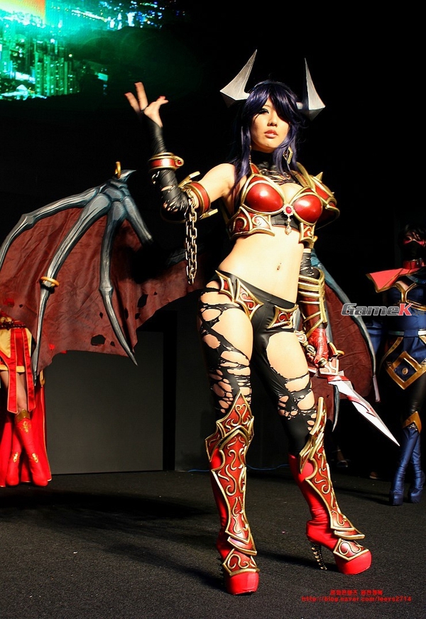 Các bộ cosplay DOTA 2 cực chất tại G-Star 2013 8