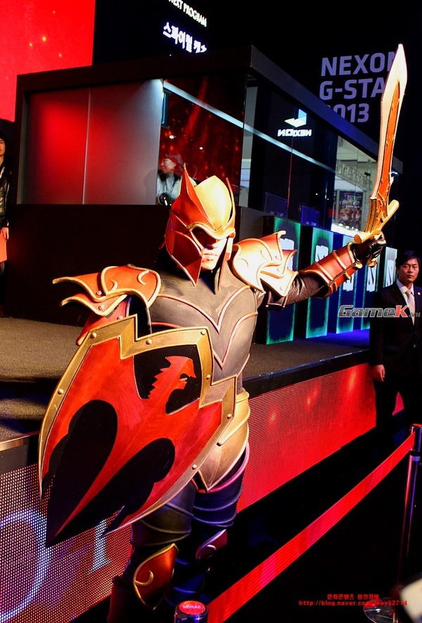 Các bộ cosplay DOTA 2 cực chất tại G-Star 2013 11