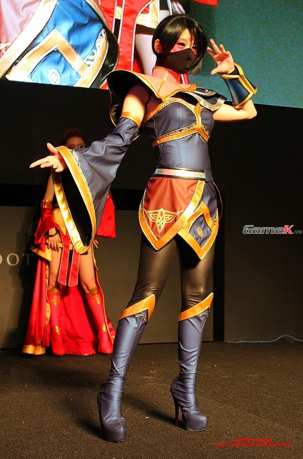 Các bộ cosplay DOTA 2 cực chất tại G-Star 2013 14