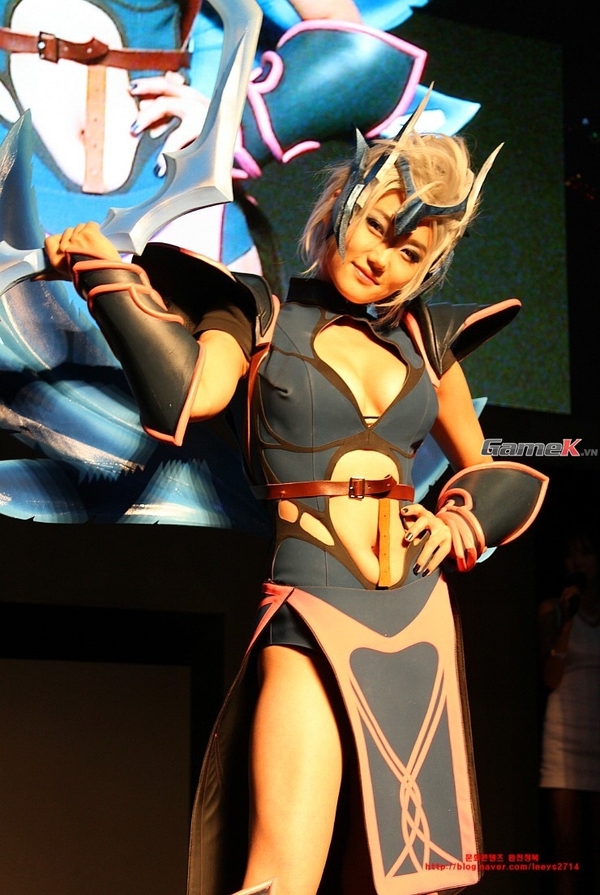 Các bộ cosplay DOTA 2 cực chất tại G-Star 2013 21