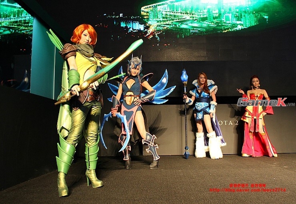 Các bộ cosplay DOTA 2 cực chất tại G-Star 2013 23