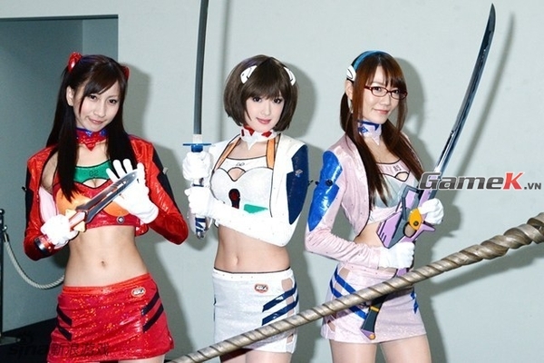 Triển lãm cosplay Evangelion và Kiếm cực chất tại Nhật Bản 18