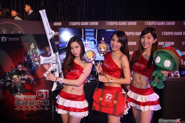 Tập hợp những showgirl xinh đẹp ở Taipei Game Show 2014 14