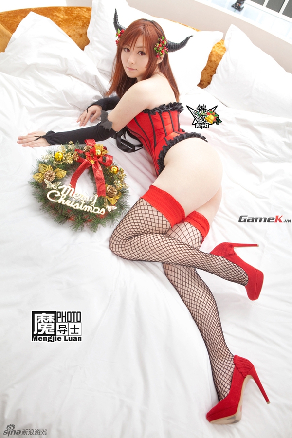 Bộ ảnh cosplay đẹp long lanh và gợi cảm 9