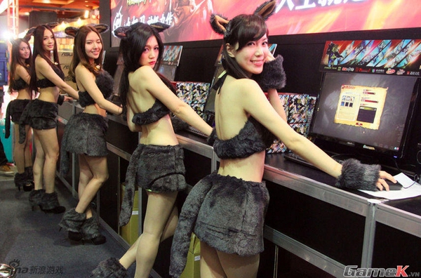 Những dàn showgirl gợi cảm tại Taipei Game Show 2014 10