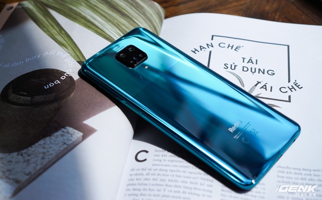 Cận cảnh Redmi Note 9 và Redmi Note 9 Pro: Thiết kế bắt mắt, cụm 4 camera vẫn dày, một dùng Snapdragon một dùng MediaTek, giá từ 3,99 triệu đồng