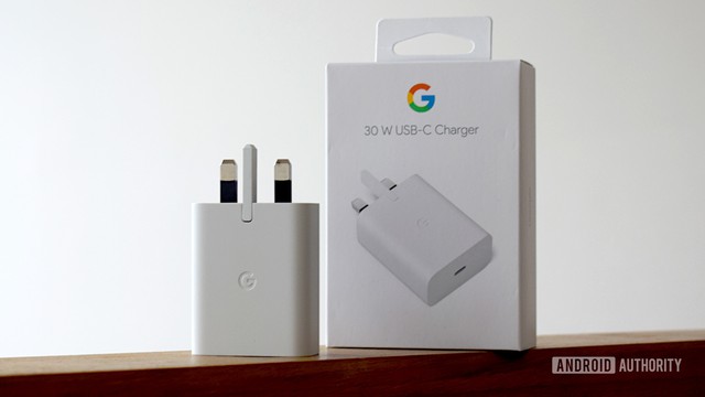 Pixel 6 gặp lỗi khiến người dùng phải tốn tiền mua củ sạc chính hãng của Google
- Ảnh 2. Pixel 6 gặp lỗi khiến người dùng phải tốn tiền mua củ sạc chính hãng của Google
- Ảnh 2.