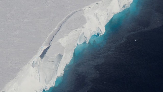&quot;Thềm băng tận thế&quot; ở Nam Cực sắp sụp đổ - Ảnh 3.