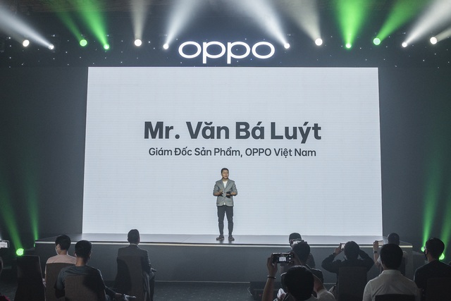 OPPO Find N launched: The design is similar to the Galaxy Z Fold3 but more optimized, the screen folds are almost nonexistent, priced from only VND 28 million - Photo 1.