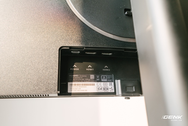 On hand Huawei Mateview GT Sound Edition: 34-inch Ultrawide screen, 3K 165Hz, built-in Sound-bar - Photo 5. On hand Huawei Mateview GT Sound Edition: 34-inch Ultrawide screen, 3K 165Hz, built-in Sound-bar - Photo 5.