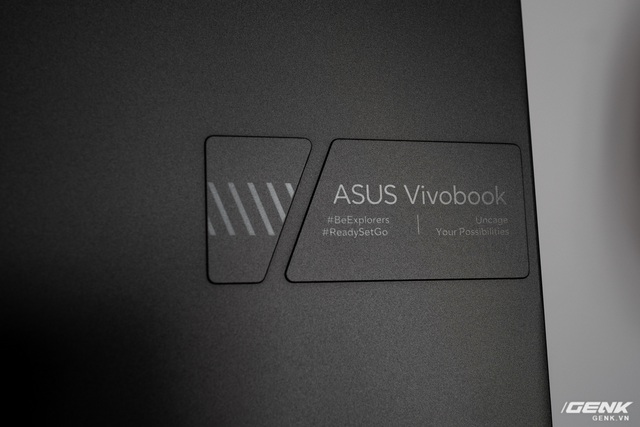 Trên tay ASUS VivoBook Pro 14X OLED: Ngoại hình được đầu tư thay đổi, sử dụng vi xử lý AMD Ryzen 7 5000 H-Series, màn hình OLED 2K giá từ 29 triệu đồng - Ảnh 3. Trên tay ASUS VivoBook Pro 14X OLED: Ngoại hình được đầu tư thay đổi, sử dụng vi xử lý AMD Ryzen 7 5000 H-Series, màn hình OLED 2K giá từ 29 triệu đồng - Ảnh 3.