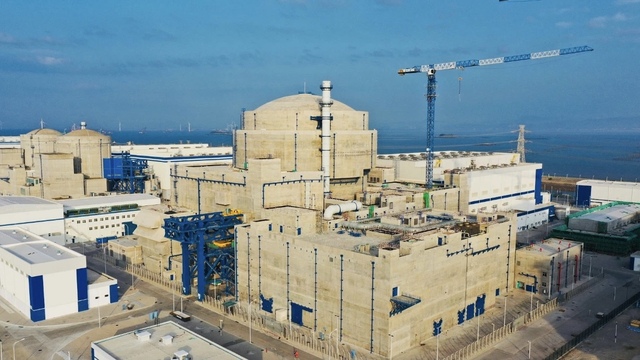 China successfully manufactured and installed the first small-sized nuclear power reactor - Photo 2.