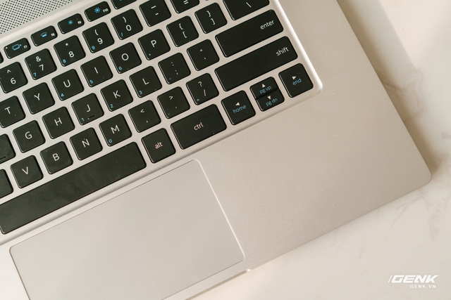 Đánh giá laptop thương hiệu Việt VGS Lumina: Trải nghiệm tích cực ở một sản phẩm không phi thường - Ảnh 11. Đánh giá laptop thương hiệu Việt VGS Lumina: Trải nghiệm tích cực ở một sản phẩm không phi thường - Ảnh 11.
