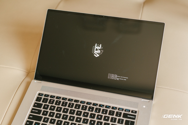 Đánh giá laptop thương hiệu Việt VGS Lumina: Trải nghiệm tích cực ở một sản phẩm không phi thường - Ảnh 19. Đánh giá laptop thương hiệu Việt VGS Lumina: Trải nghiệm tích cực ở một sản phẩm không phi thường - Ảnh 19.