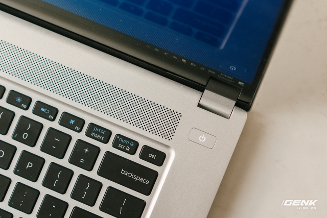 Đánh giá laptop thương hiệu Việt VGS Lumina: Trải nghiệm tích cực ở một sản phẩm không phi thường - Ảnh 6. Đánh giá laptop thương hiệu Việt VGS Lumina: Trải nghiệm tích cực ở một sản phẩm không phi thường - Ảnh 6.