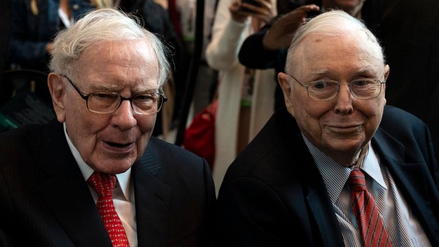 'Phó tướng' của Warren Buffett ước Bitcoin 'chưa bao giờ được phát minh ra', ca ngợi lệnh cấm tiền điện tử của Trung Quốc - Ảnh 1.