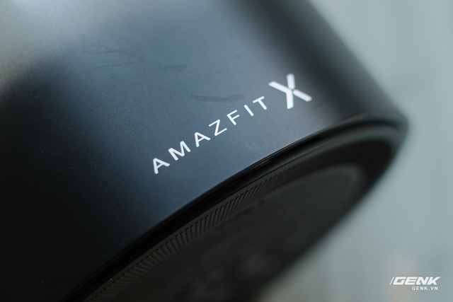 Trên tay Amazfit X: Smartwatch cao cấp nhất của Amazfit, thiết kế &quot;tương lai&quot; nhưng dùng thì không ngon lắm! - Ảnh 3.