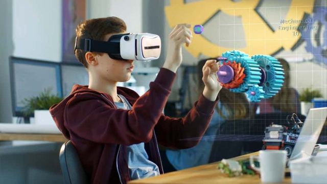 Sony phô diễn tương lai của VR với bộ kính thử nghiệm có độ phân giải 8K - Ảnh 1.