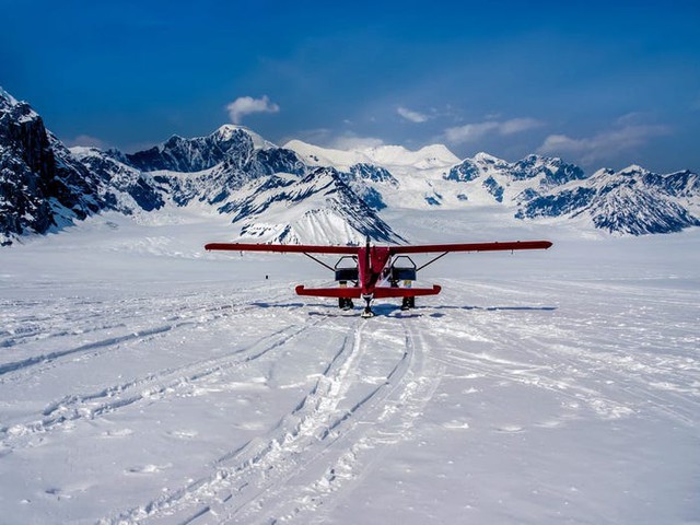 Vùng đất duy nhất trên thế giới tồn tại nhờ hàng không, nơi nhà nhà có máy bay, người người là phi công - Ảnh 4.