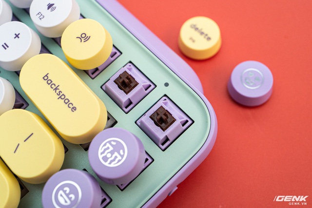 Trên tay bàn phím cơ và chuột Logitech POP: Thiết kế siêu trẻ trung, nút Emoji, kết nối nhiều thiết bị - Ảnh 11.