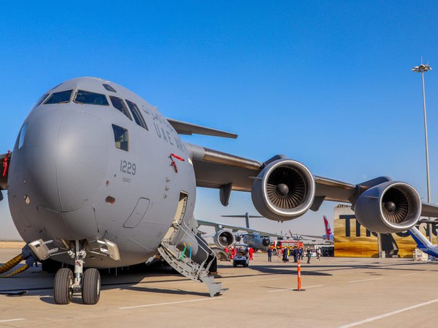 Có gì bên trong 'ngựa thồ hạng nặng' C17 - máy bay vận tải quân sự trị giá 340 triệu USD của không quân Mỹ - Ảnh 4.