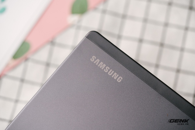 Đập hộp Samsung Galaxy Tab A8: Máy tính bảng 10.5 inch tầm trung, hoàn thiện kim loại, hướng tới học tập và giải trí tại nhà - Ảnh 7.