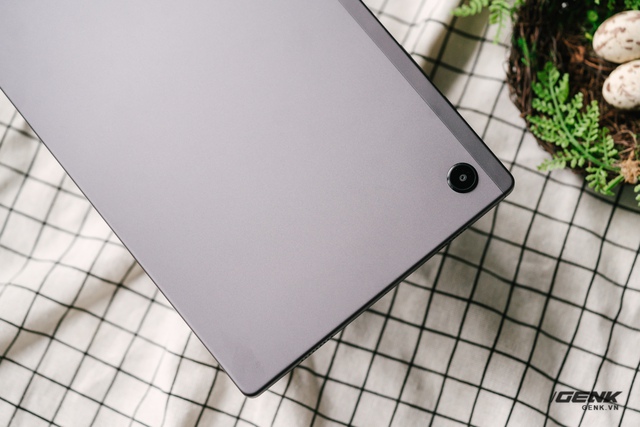 Đập hộp Samsung Galaxy Tab A8: Máy tính bảng 10.5 inch tầm trung, hoàn thiện kim loại, hướng tới học tập và giải trí tại nhà - Ảnh 8. Đập hộp Samsung Galaxy Tab A8: Máy tính bảng 10.5 inch tầm trung, hoàn thiện kim loại, hướng tới học tập và giải trí tại nhà - Ảnh 8.