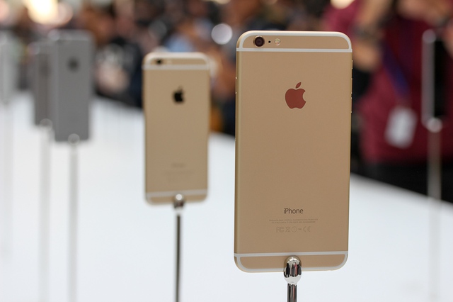 Apple đưa &quot;huyền thoại&quot; iPhone 6 Plus vào danh sách lỗi thời - Ảnh 1.