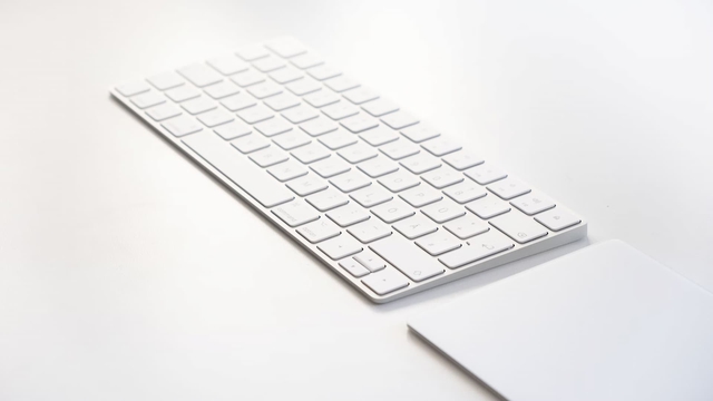 Sáng chế mới tiết lộ bàn phím Magic Keyboard trong tương lai sẽ tích hợp macOS - Ảnh 1.