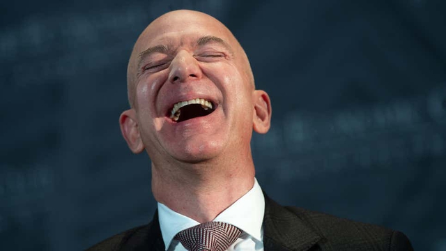 Jeff Bezos sẽ dỡ một cây cầu để cho du thuyền của mình đi qua - Ảnh 2.