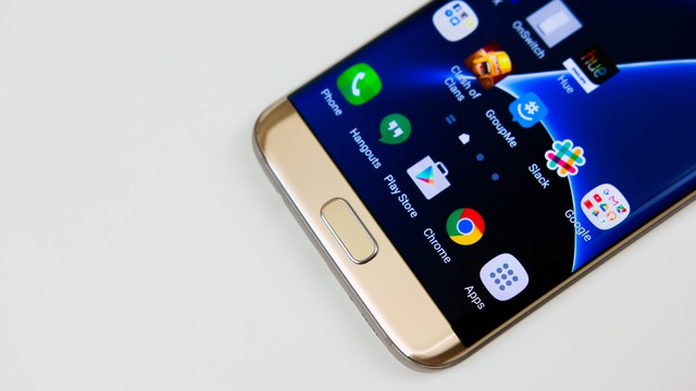 Những tính năng đã bị Samsung loại bỏ qua từng thế hệ Galaxy S - Ảnh 2. Những tính năng đã bị Samsung loại bỏ qua từng thế hệ Galaxy S - Ảnh 2.