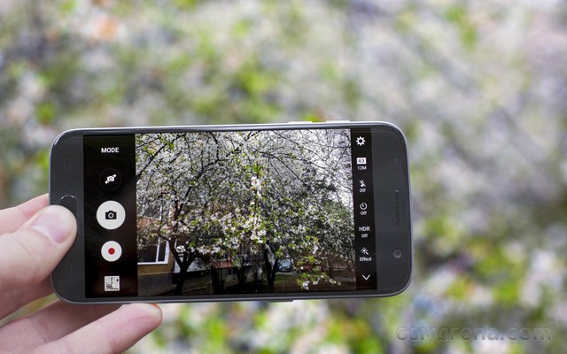 Nhìn lại Samsung Galaxy S7: màn &quot;comeback&quot; ấn tượng từ những sai lầm trên Galaxy S6 - Ảnh 7.