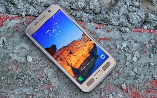 Nhìn lại Samsung Galaxy S7: màn &quot;comeback&quot; ấn tượng từ những sai lầm trên Galaxy S6 - Ảnh 8.