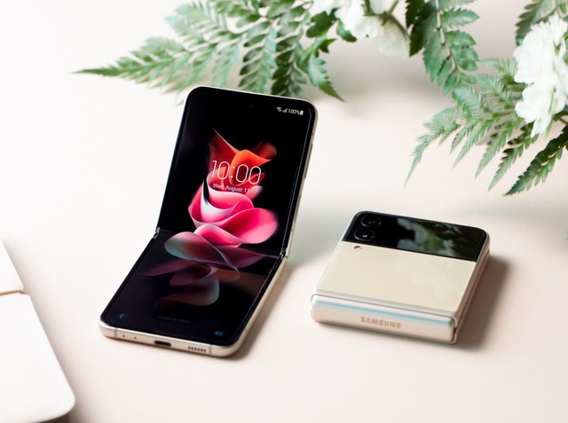 Đức: người dùng mua Galaxy Z Flip3 được 3 tháng đã hỏng, bị từ chối bảo hành [HOT]