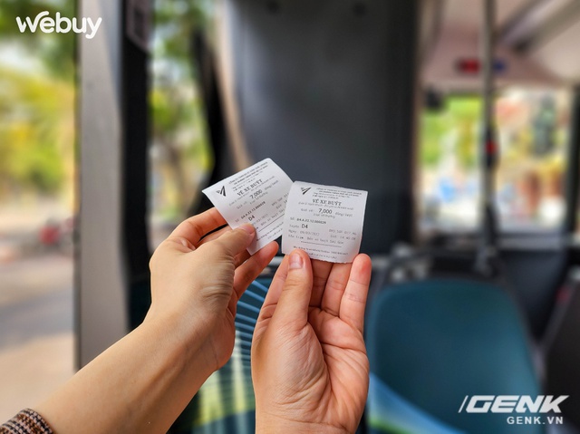 Bỏ 7K trải nghiệm xe buýt điện đầu tiên ở Sài Gòn: Có wifi, cổng sạc USB xài tẹt ga, bonus cực nhiều tiện ích đáng khen - Ảnh 4.