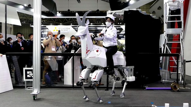 Kawasaki trình làng một con dê robot có thể cưỡi được - Ảnh 4.