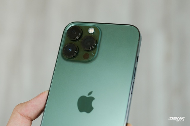 Trên tay iPhone 13 Pro Max màu xanh mới ra mắt - Ảnh 8.