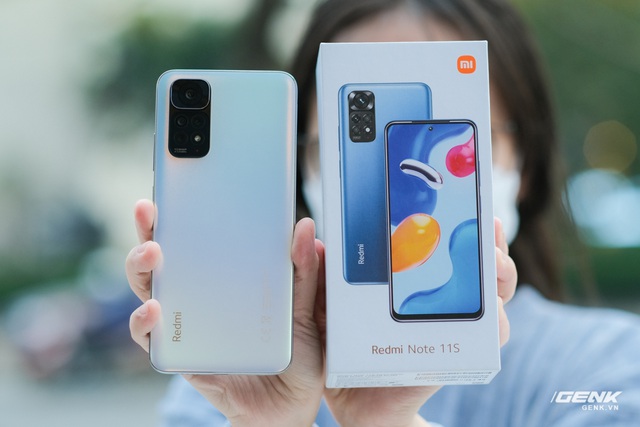 Trên tay Redmi Note 11S: Đắt hơn 2 triệu so với Redmi Note 11 thì có những nâng cấp gì? - Ảnh 1.